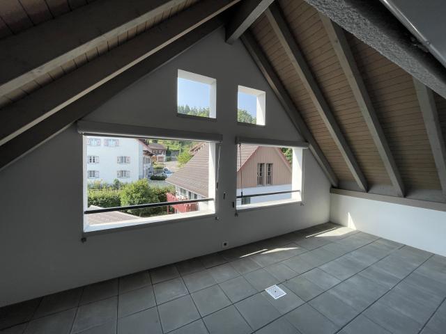 Rent a 4 ½ rooms apartment in Dällikon Flatfox