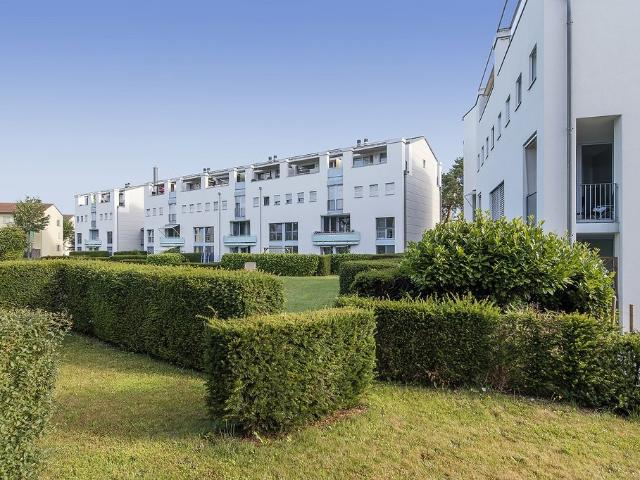 Rent a 4 ½ rooms apartment in Dübendorf Flatfox
