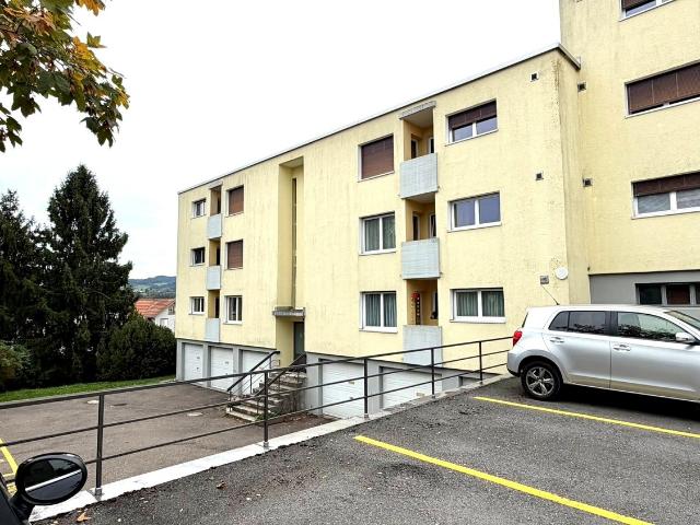 Rent a 4 ½ rooms apartment in Engelburg Flatfox
