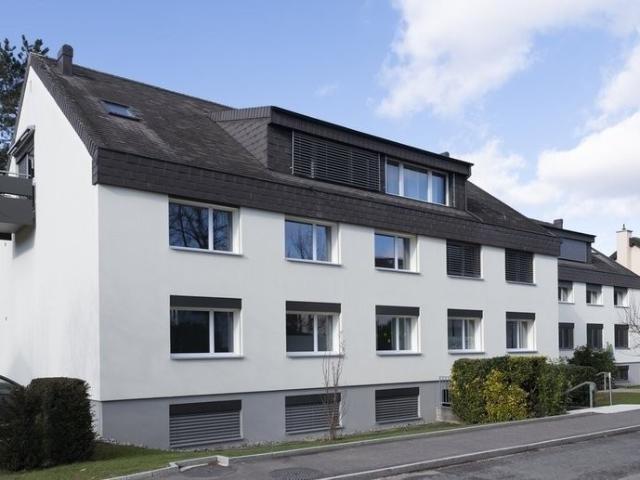 Rent a 4 ½ rooms apartment in Ettingen Flatfox