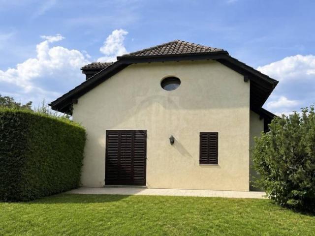 Rent a 4 rooms apartment in FOUNEX Flatfox