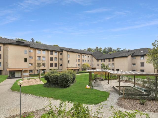 Rent a 4 ½ rooms apartment in Fahrweid Flatfox
