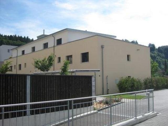 Rent a 4 ½ rooms apartment in Flamatt Flatfox