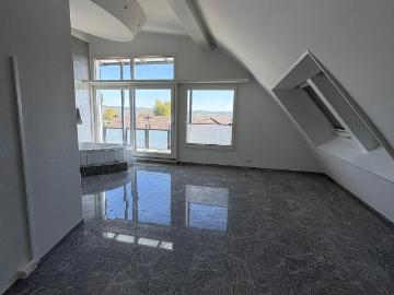Rent a 4 ½ rooms apartment in freienbach Flatfox