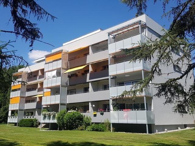 Rent a 4 ½ rooms apartment in Kirchberg Flatfox