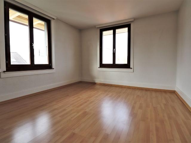 Rent a 4 ½ rooms apartment in Kirchberg Flatfox