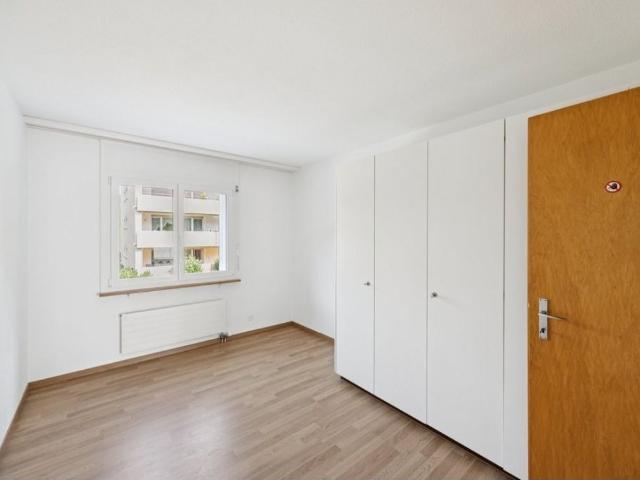 Rent a 4 ½ rooms apartment in Kirchberg Flatfox