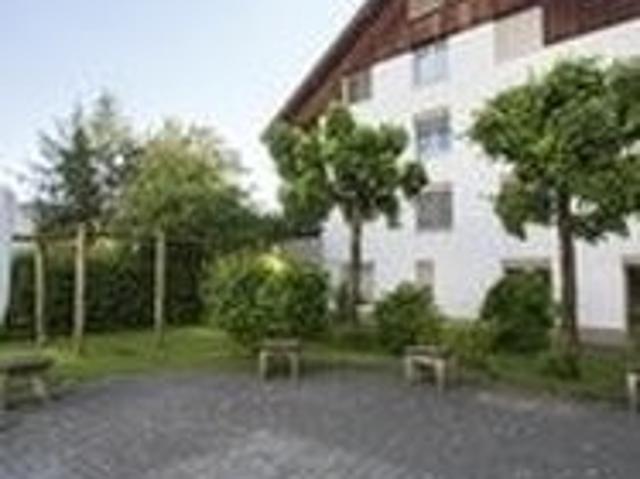 Rent a 4 ½ rooms apartment in Kirchleerau Flatfox