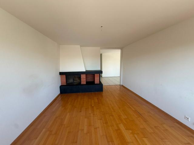 Rent a 4 ½ rooms apartment in Kloten Flatfox