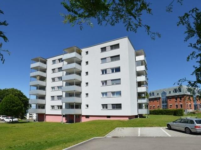Rent a 4 ½ rooms apartment in Kreuzlingen Flatfox