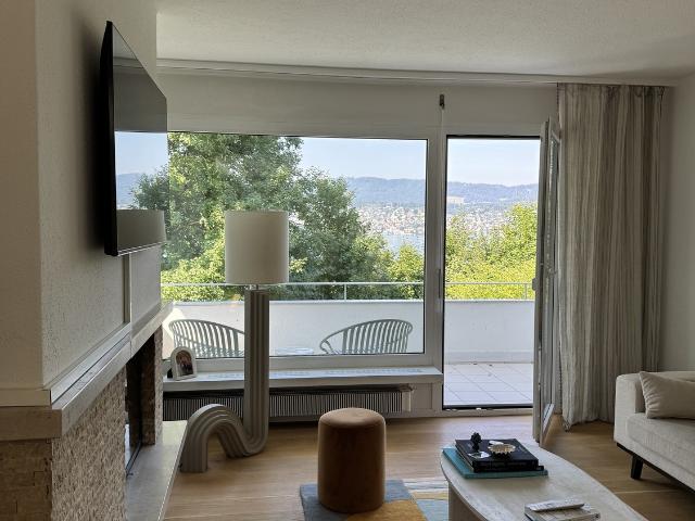 Rent a 4 rooms apartment in Kuesnacht Flatfox