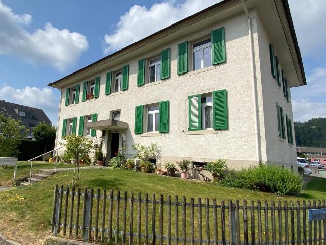 Rent a 4 ½ rooms apartment in Hendschiken Flatfox