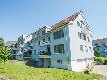 Rent a 4 ½ rooms apartment in Hinteregg Flatfox
