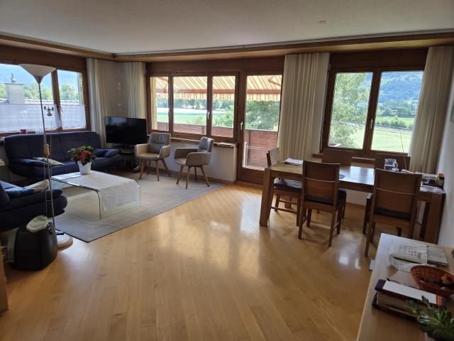 Rent a 4 ½ rooms apartment in Igis Flatfox