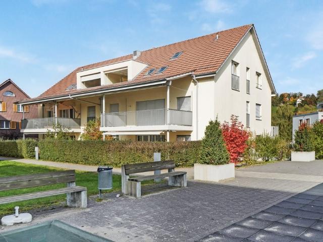 Rent a 4 ½ rooms apartment in Illnau Flatfox