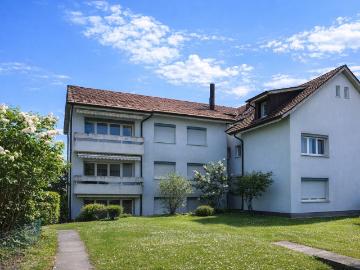 Rent a 4 rooms apartment in Oetwil am See Flatfox