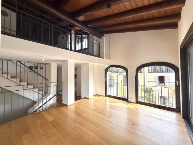 Rent a 4 rooms apartment in Origlio Flatfox