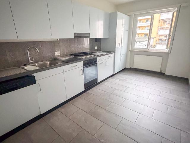 Rent a 4 ½ rooms apartment in Locarno Flatfox