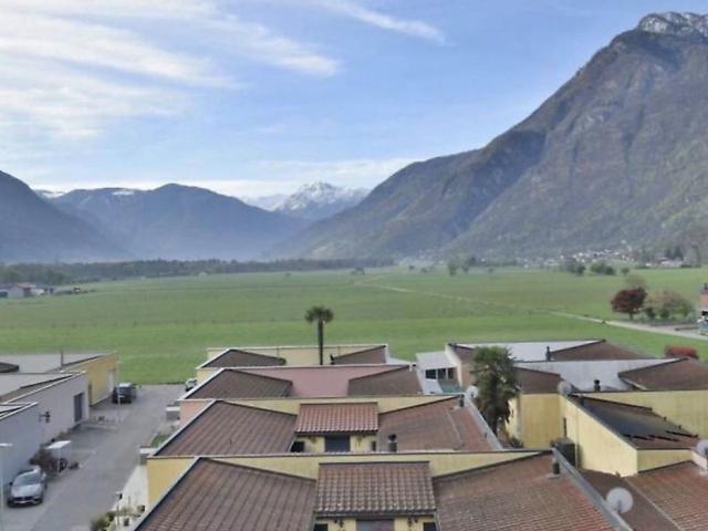 Rent a 4 ½ rooms apartment in Lodrino Flatfox