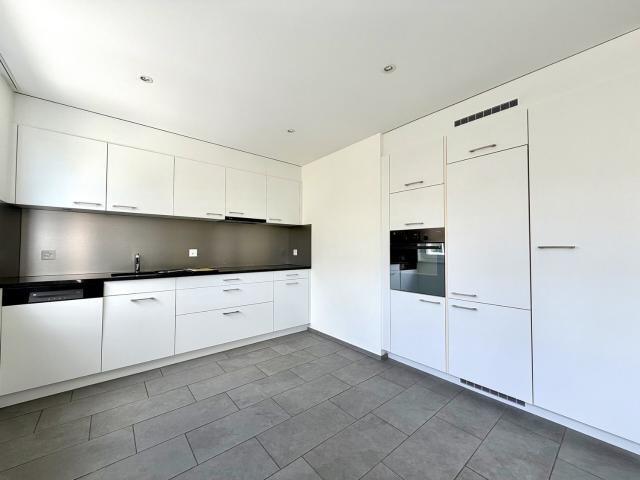 Rent a 4 ½ rooms apartment in Laufen Flatfox