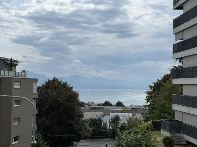Rent a 4 ½ rooms apartment in Lausanne Flatfox
