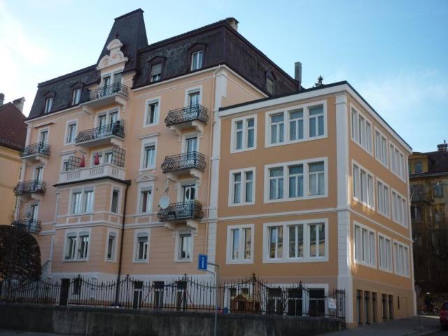 Rent a 4 ½ rooms apartment in La Chaux de Fonds Flatfox