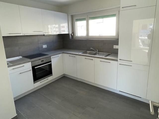 Rent a 4 rooms apartment in La Chaux de Fonds Flatfox