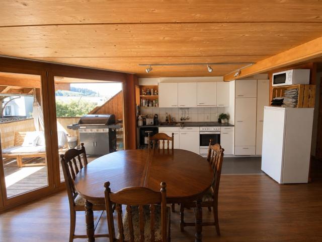 Rent a 4 ½ rooms apartment in Langnau Flatfox