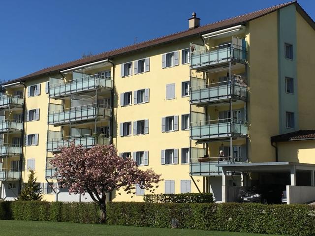Rent a 4 rooms apartment in Langnau i. E. Flatfox