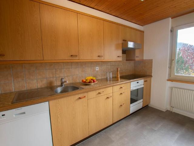 Rent a 4 ½ rooms apartment in Langnau i. E. Flatfox