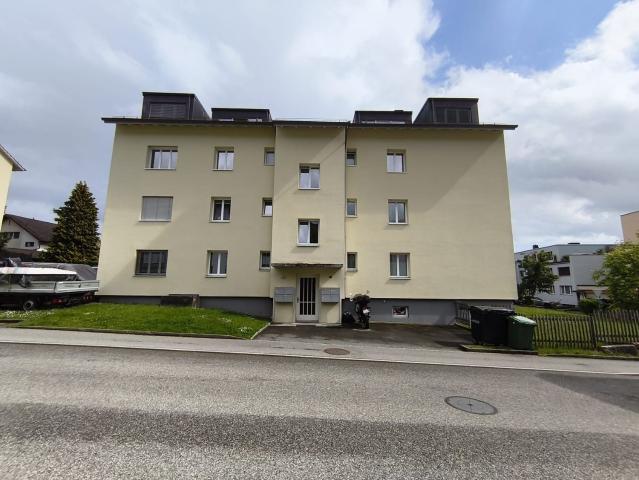 Rent a 4 ½ rooms apartment in Langendorf Flatfox