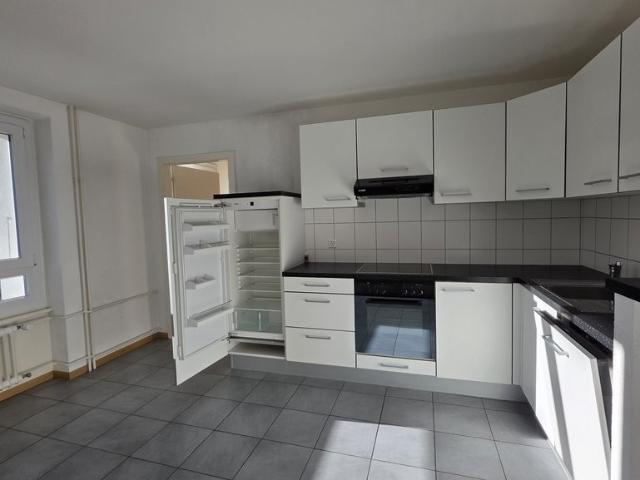 Rent a 4 ½ rooms apartment in Le Locle Flatfox
