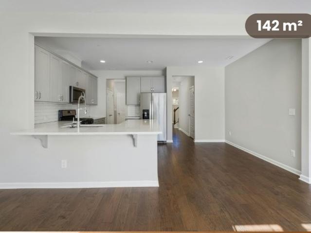 Rent a 4 ½ rooms apartment in Le Mont sur Lausanne Flatfox