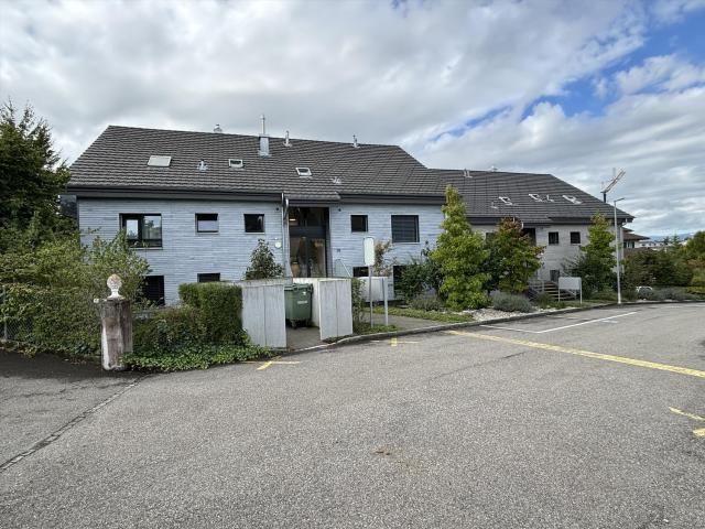 Rent a 4 ½ rooms apartment in Lyss Flatfox