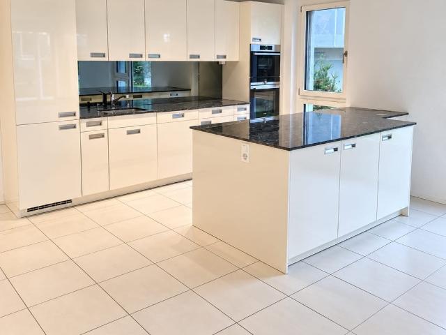 Rent a 4 ½ rooms apartment in Mauensee Flatfox
