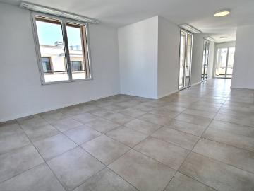 Rent a 4 ½ rooms apartment in Marly Flatfox