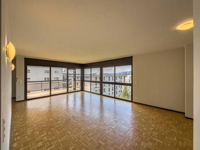 Rent a 4 ½ rooms apartment in Mendrisio Flatfox