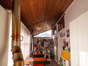 Rent a 4 rooms apartment in Meride Flatfox