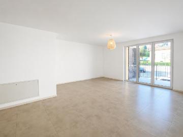 Rent a 4 ½ rooms apartment in Novazzano Flatfox