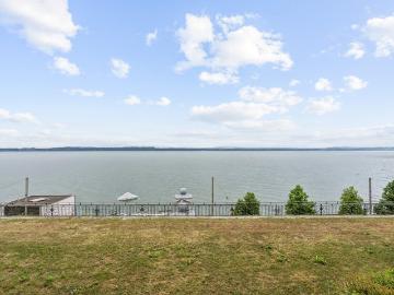Rent a 4 rooms apartment in Neuchâtel Flatfox