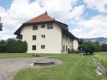 Rent a 4 ½ rooms apartment in Neuendorf Flatfox