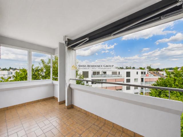 Rent a 4 ½ rooms apartment in Niederhasli Flatfox