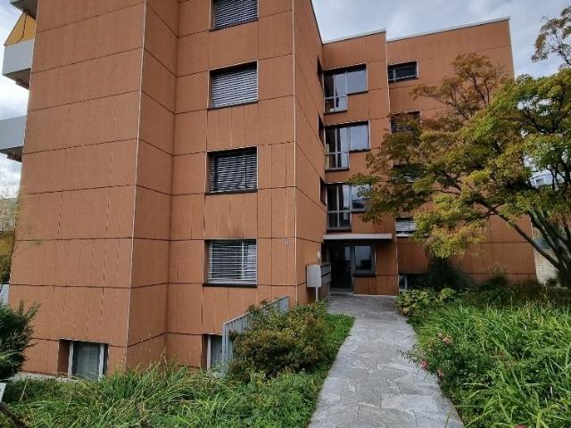 Rent a 4 ½ rooms apartment in Niederrohrdorf Flatfox