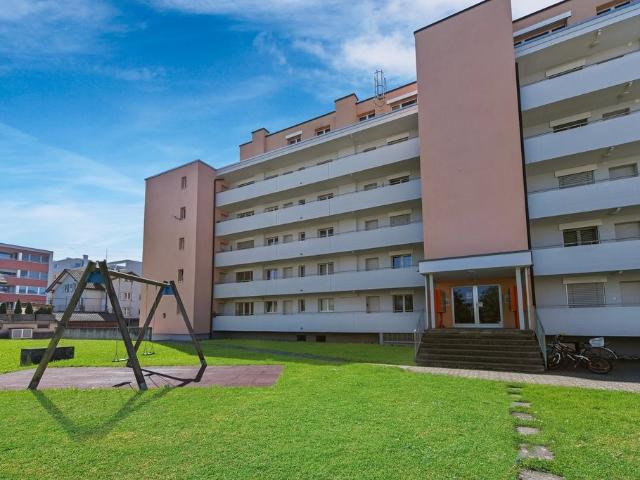 Rent a 4 rooms apartment in Niederuzwil Flatfox