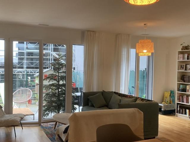 Rent a 4 ½ rooms apartment in Nyon Flatfox