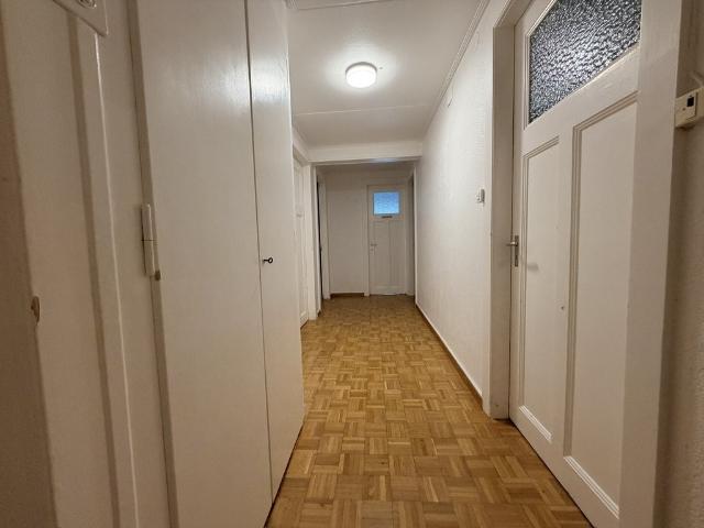 Rent a 4 ½ rooms apartment in Saxon Flatfox