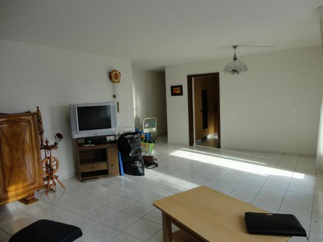 Rent a 4 ½ rooms apartment in Schötz Flatfox