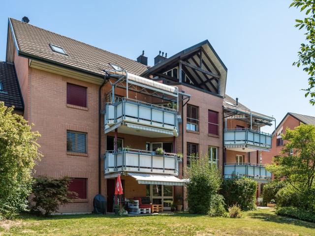 Rent a 4 ½ rooms apartment in Seuzach Flatfox