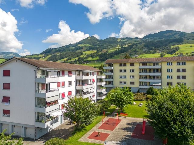 Rent a 4 rooms apartment in Seewen SZ Flatfox