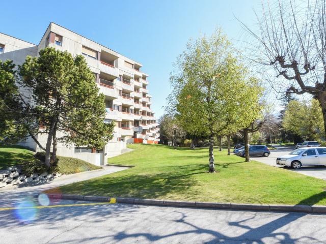 Rent a 4 ½ rooms apartment in Sion Flatfox